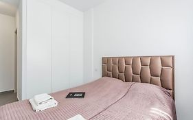 Sea View Stylish Apartment
